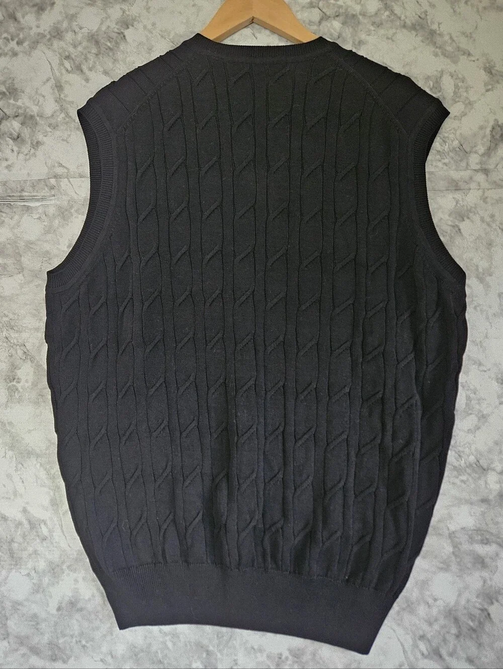 NWT Carnoustie 100% Pima Cotton V-Neck Cable Knit Vest Classic Size L